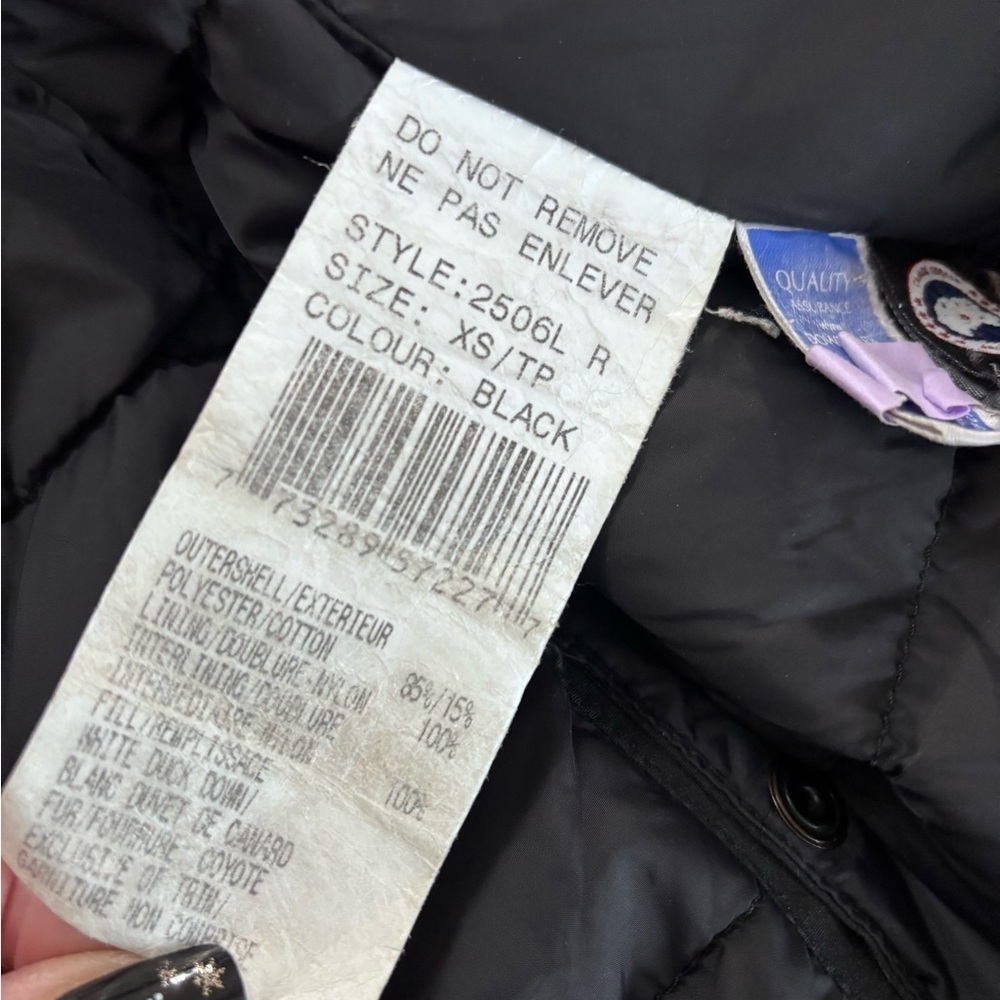 Canada Goose Kensington Parka Black Jacket with Logo Patch - Picture 12 of 15